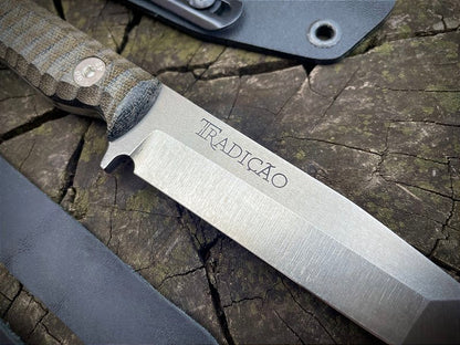 Faca para EDC, modelo Companion Tantô Inox Sandvik 14c28n