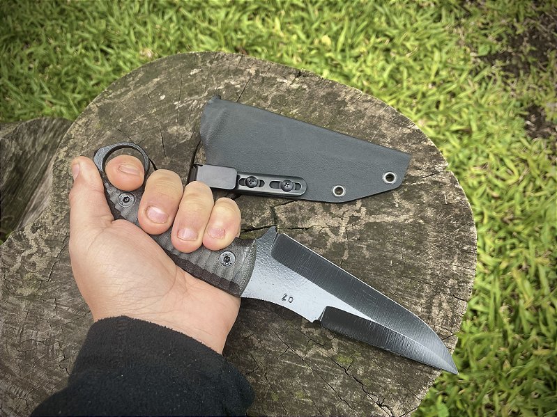 Faca para EDC modelo Defender.