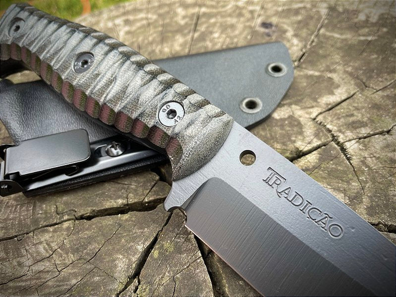 Faca para Bushcraft e Sobrevivência modelo EDC Bainha em Kydex