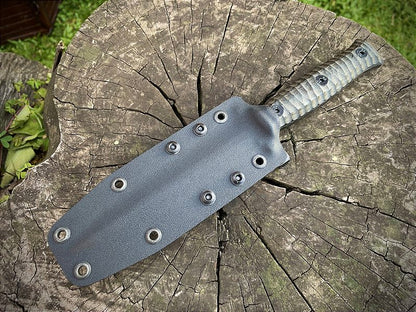 Adaga modelo Stinger